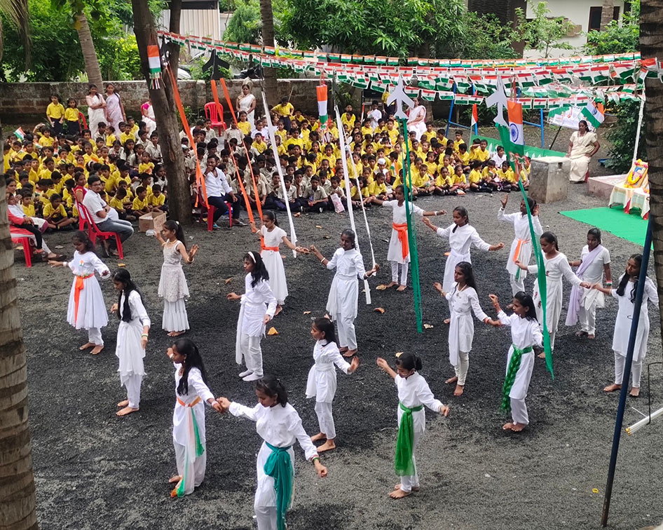 https://pratibhaintschool.in/wp-content/uploads/2025/07/1image.jpg